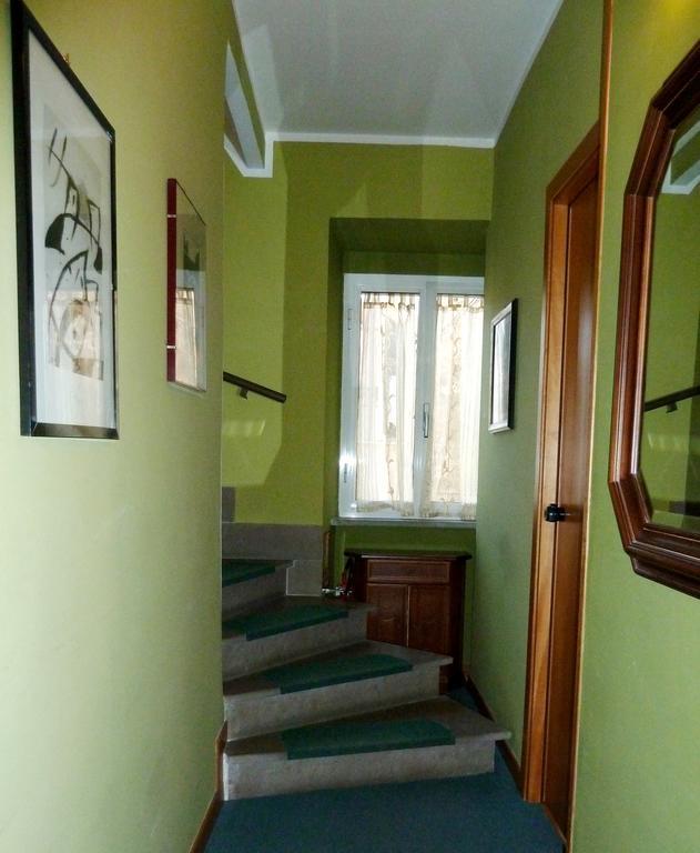 Hotel Sutrium מראה חיצוני תמונה